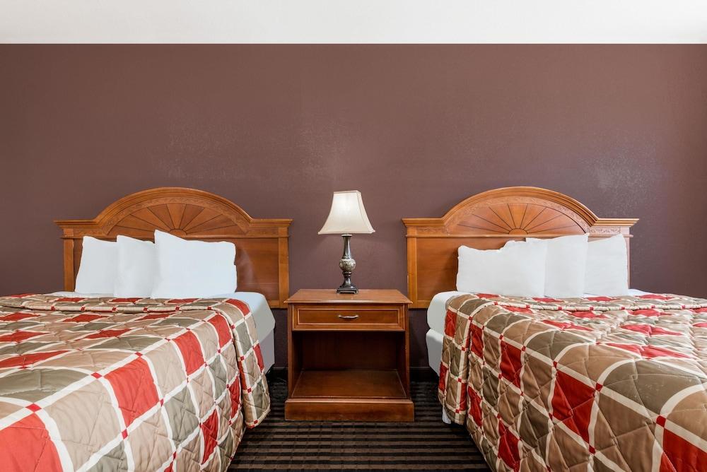 Days Inn By Wyndham Anderson In Bagian luar foto
